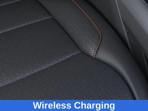 New 2025 Ford F150 Lariat w/ Equipment Group 502A High image 19