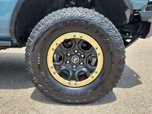 Used 2022 Ford Bronco Outer Banks AWD/4WD image 5