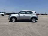 Used 2021 Hyundai Venue SE image 6