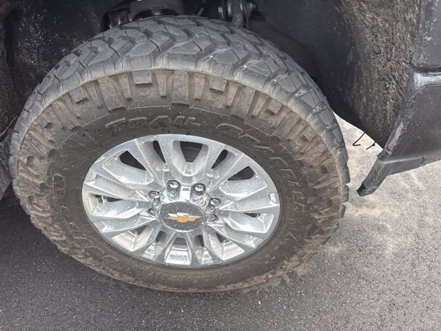 Used 2022 Chevrolet Silverado 3500 High Country AWD/4WD image 5