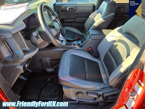 Certified 2024 Ford Bronco Black Diamond image 9