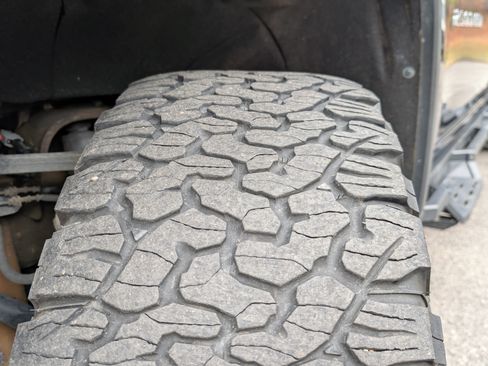 Used 2021 Chevrolet Silverado 2500 Custom w/ Custom Value Package image 32