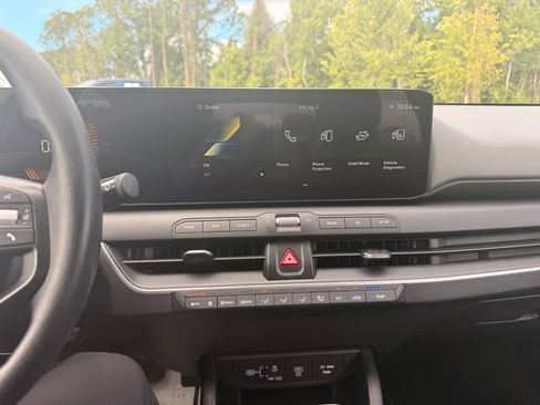 Used 2025 Kia K4 FWD image 4