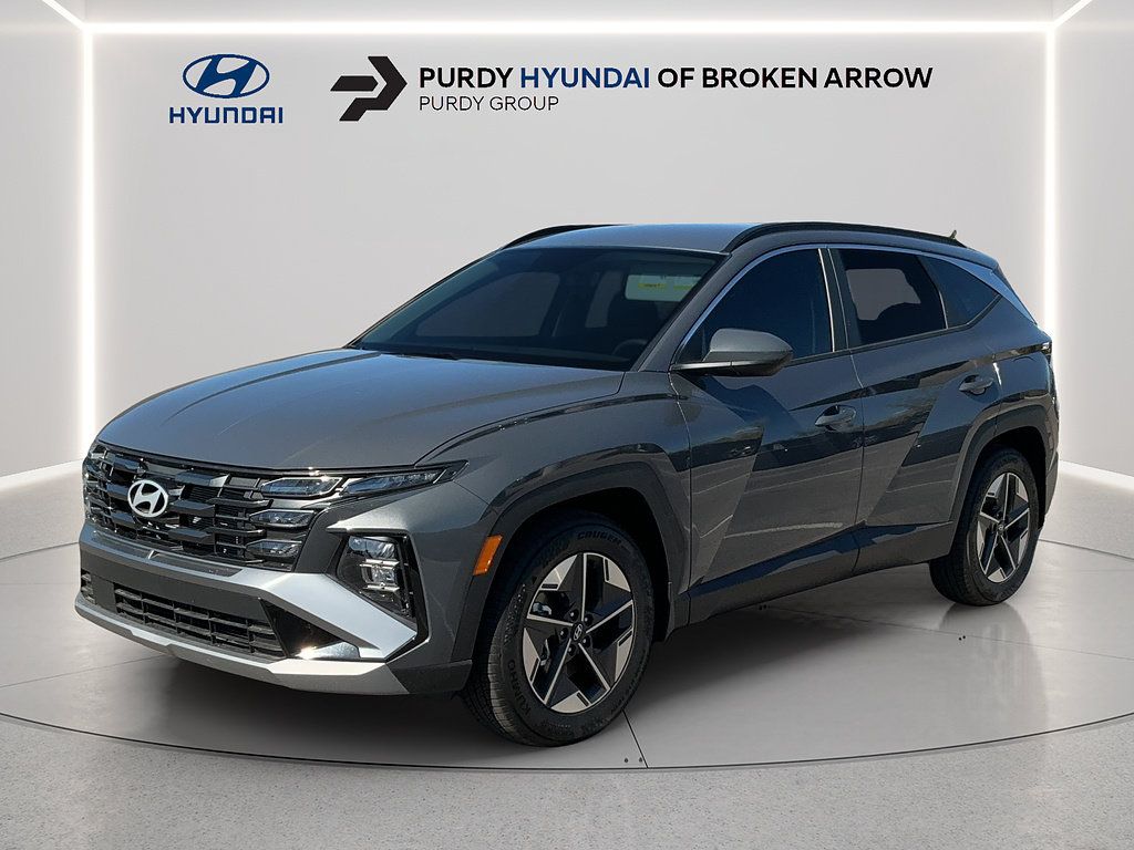 New 2026 Hyundai Tucson SEL Plus FWD image 2