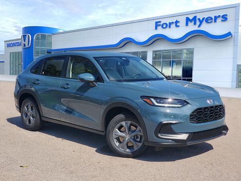 New 2026 Honda HR-V LX image 1