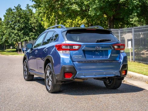 Used 2020 Subaru Crosstrek 2.0i Premium w/ Moonroof Package 1 AWD/4WD image 7