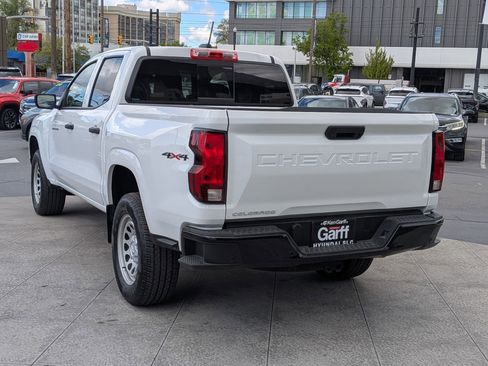 Used 2025 Chevrolet Colorado W/T w/ WT Convenience Package II AWD/4WD image 7