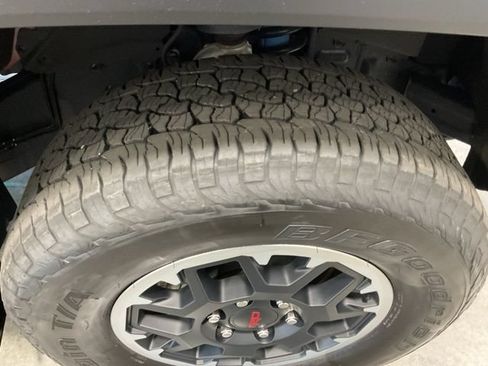 Used 2024 Toyota Tacoma TRD Off-Road AWD/4WD image 8