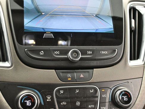 Used 2020 Chevrolet Malibu LT image 21