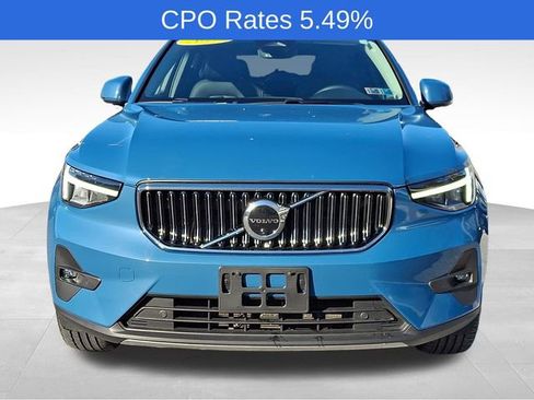 Certified 2023 Volvo XC40 B5 Plus w/ Driver Assist Package AWD/4WD image 3