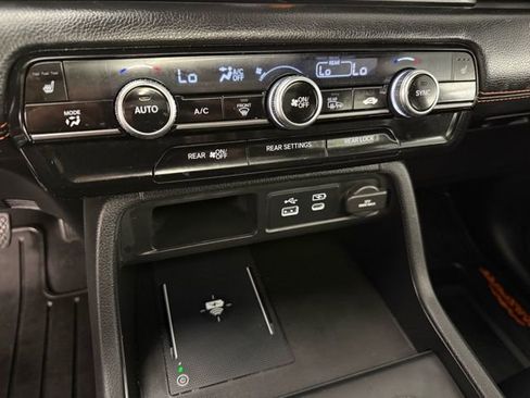 Certified 2025 Honda Pilot TrailSport image 23