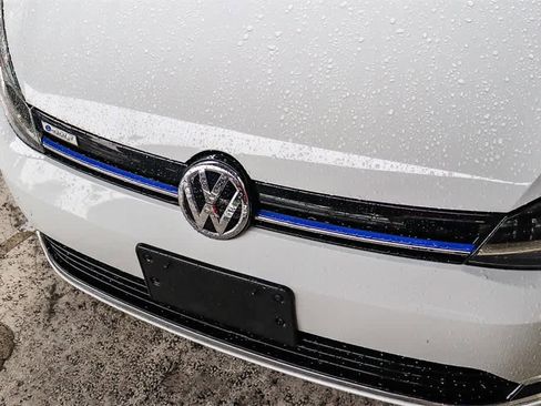 Used 2019 Volkswagen e-Golf SE w/ Driver Assistance Package image 8