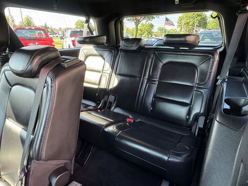 Used 2021 Lincoln Navigator L 4WD image 30