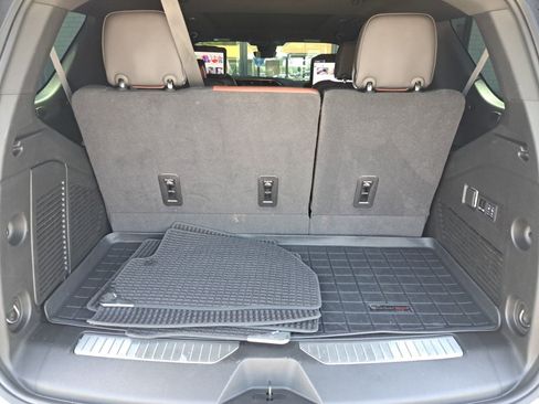 Used 2024 GMC Yukon Denali Ultimate AWD/4WD image 23