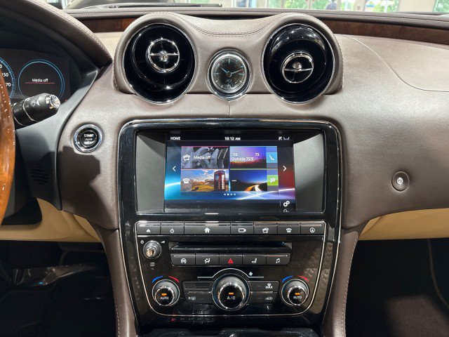Used 2017 Jaguar XJ L Portfolio AWD/4WD image 66