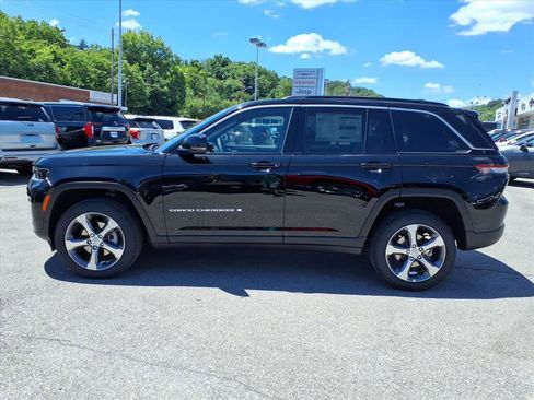 New 2026 Jeep Grand Cherokee Limited AWD/4WD image 7