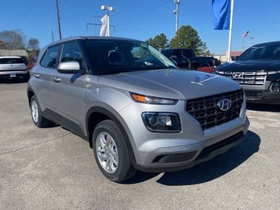 New 2026 Hyundai Venue SE