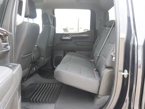 Used 2023 Chevrolet Silverado 1500 LT image 18