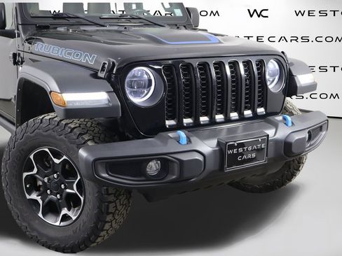Used 2023 Jeep Wrangler Unlimited Rubicon 4xe w/ Cold Weather Group AWD/4WD image 45