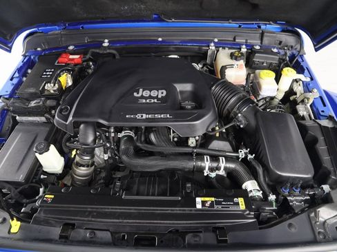 Used 2022 Jeep Wrangler Unlimited Rubicon w/ LED Lighting Group image 52