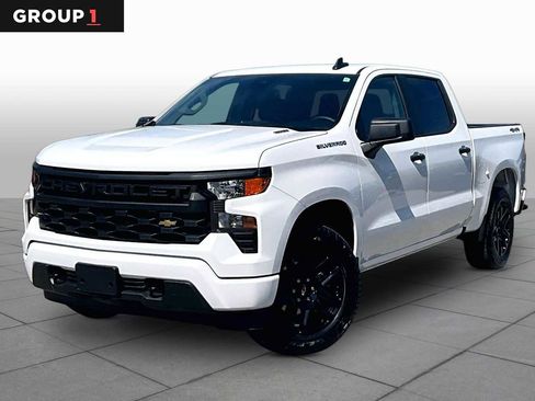 Used 2025 Chevrolet Silverado 1500 Custom AWD/4WD image 1
