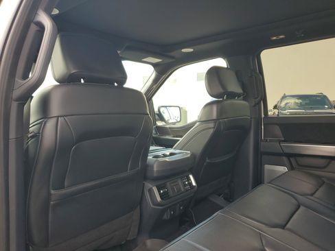 Used 2024 Ford F150 Platinum w/ Equipment Group 702A High AWD/4WD image 19