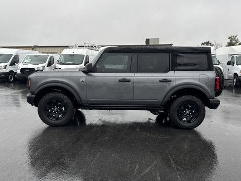 New 2025 Ford Bronco Big Bend w/ Black Diamond Package image 8