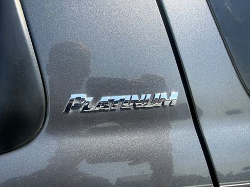 Used 2015 Toyota Sequoia Platinum RWD image 7