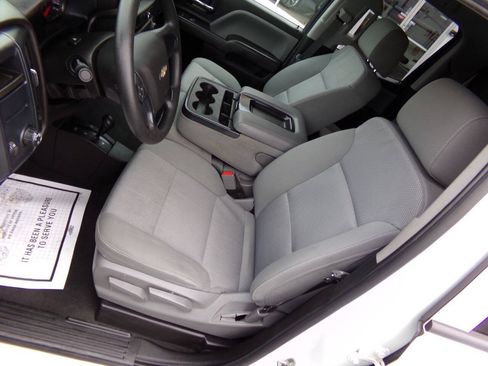 Used 2019 Chevrolet Silverado 1500 W/T w/ WT Convenience Package AWD/4WD image 12