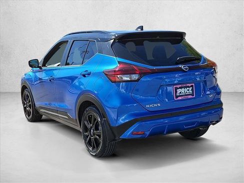 Used 2024 Nissan Kicks SR image 8
