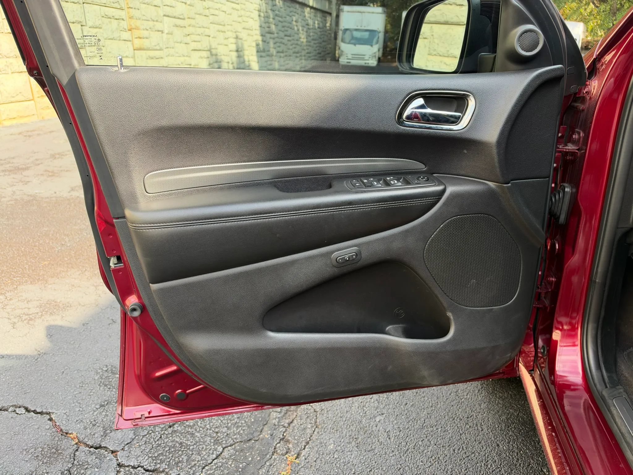 Used 2018 Dodge Durango GT w/ Blacktop Package RWD image 28