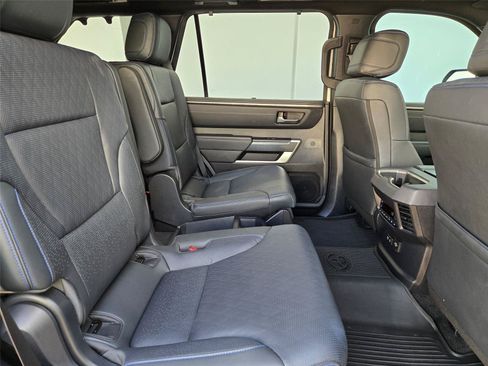 Used 2025 Toyota Sequoia Platinum AWD/4WD image 34