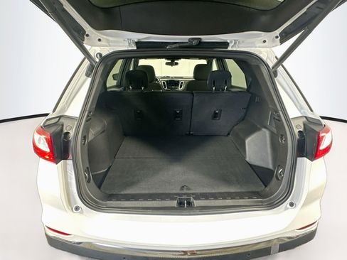 Used 2019 Chevrolet Equinox LT w/ Sun & Navigation Package AWD/4WD image 28