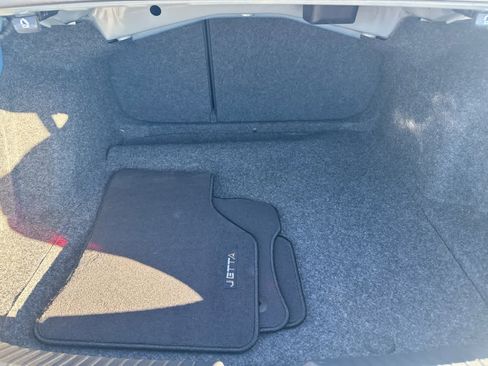 Certified 2025 Volkswagen Jetta S image 42