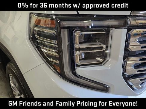 New 2026 GMC Sierra 1500 Denali w/ Denali Reserve Package AWD/4WD image 7