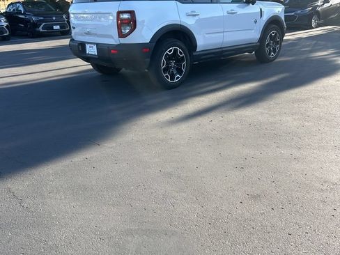Used 2025 Ford Bronco Sport Outer Banks w/ Outer Banks Tech Package+ AWD/4WD image 6