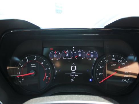 Used 2022 Chevrolet Camaro ZL1 RWD image 21