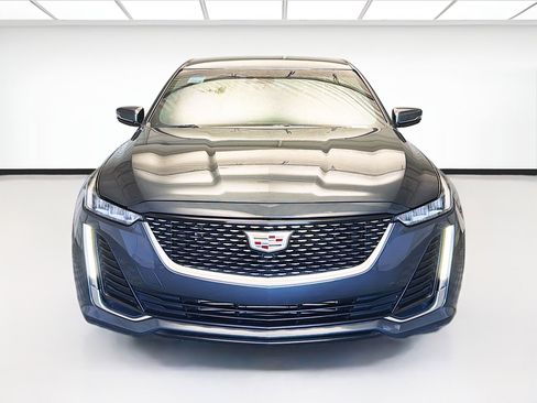 Used 2021 Cadillac CT5 Luxury image 2