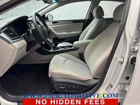Used 2019 Hyundai Sonata SEL w/ Tech Package 02 FWD image 12