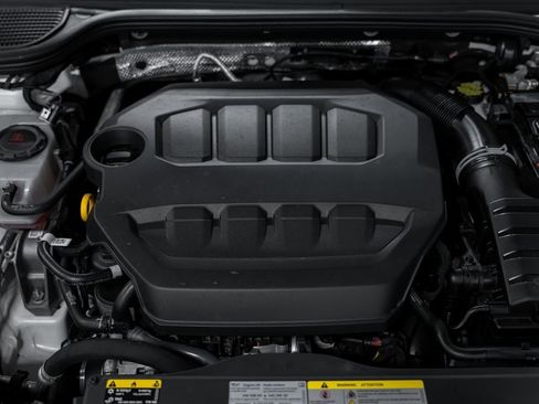 Used 2022 Volkswagen GTI SE image 58