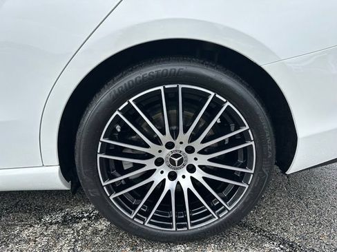Used 2026 Mercedes-Benz C 300 4MATIC Sedan image 9