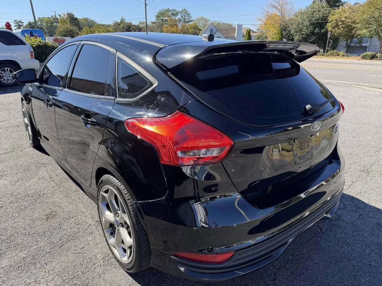 Used 2016 Ford Focus ST w/ Equipment Group 401A FWD image 7