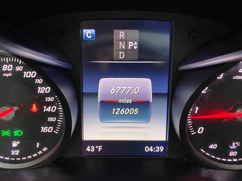 Used 2017 Mercedes-Benz C 300 4MATIC Sedan w/ Premium 1 Package image 17