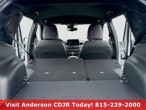 New 2026 Jeep Compass Limited image 7