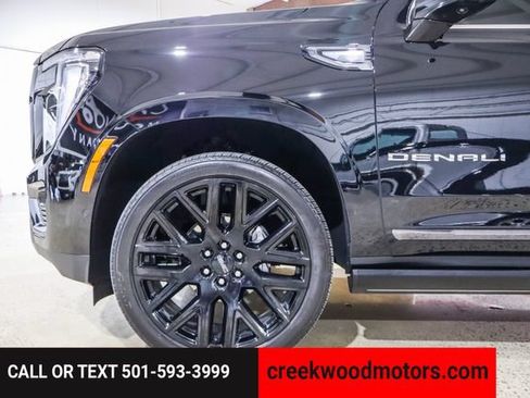 Used 2025 GMC Yukon Denali Ultimate AWD/4WD image 32