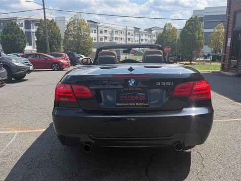 Used 2011 BMW 335i Convertible RWD image 11