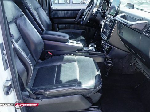 Used 2018 Mercedes-Benz G 63 AMG 4MATIC w/ Night Package image 33