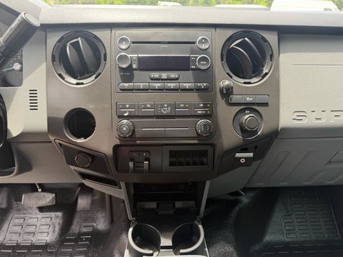 Used 2014 Ford F250 XL w/ Power Equipment Group RWD image 36