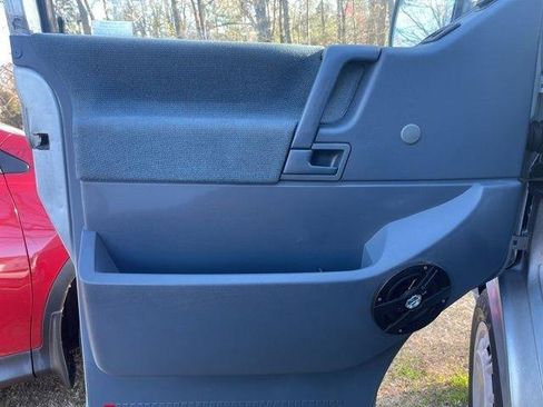 Used 1993 Volkswagen Eurovan GL image 10