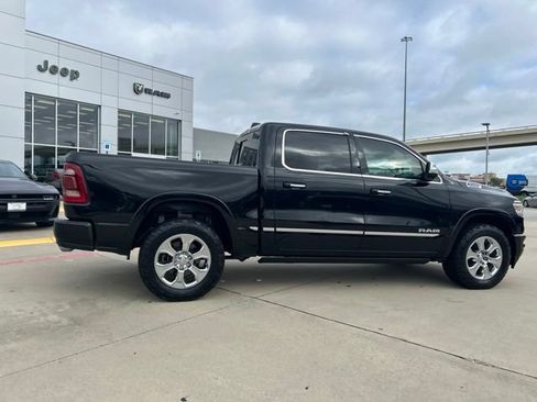Used 2019 RAM 1500 Limited w/ Advanced Safety Group AWD/4WD image 14